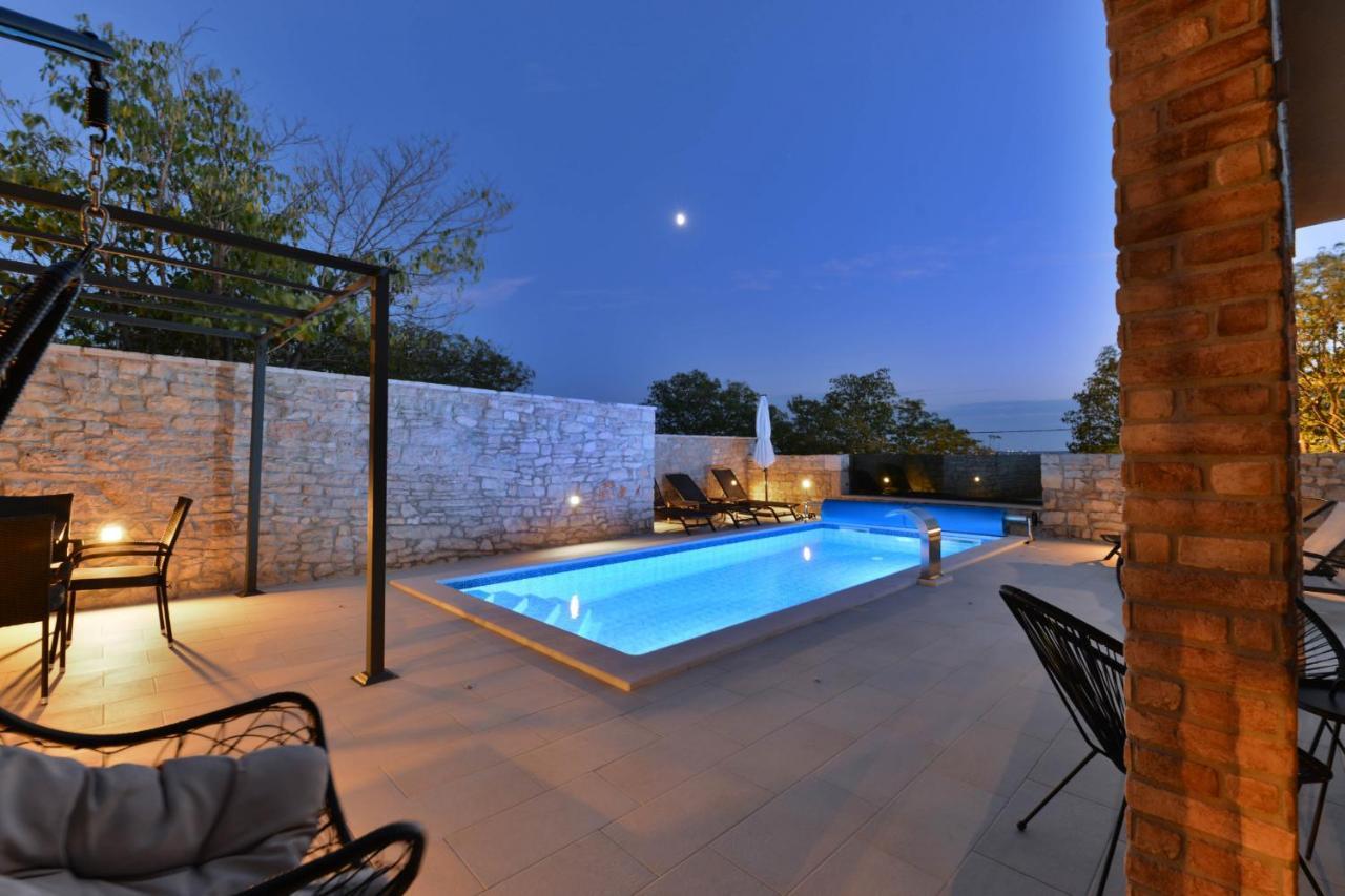 Stone Villa Didovi Snovi With Heated Pool Lisane Ostrovicke Exterior foto