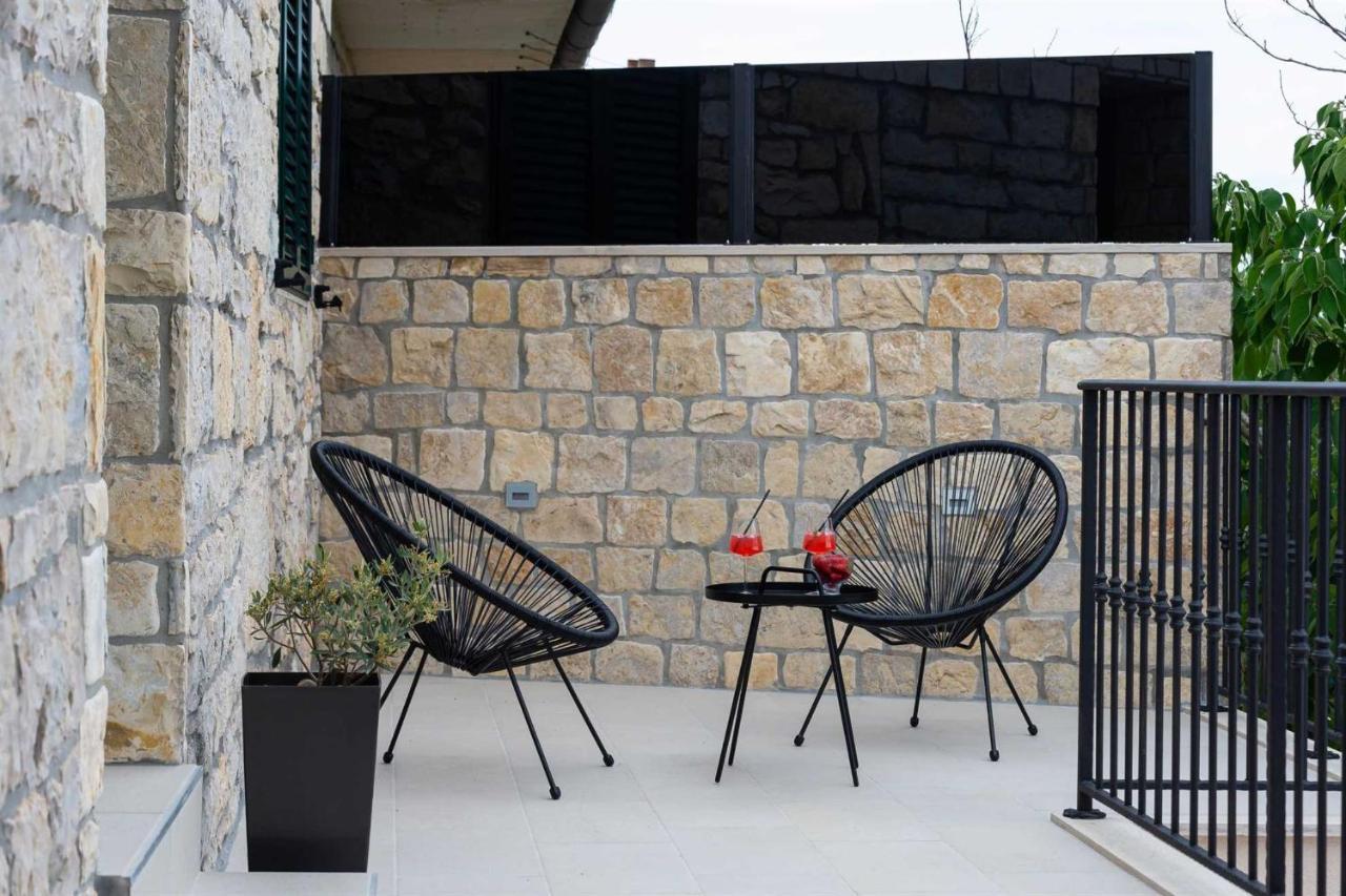Stone Villa Didovi Snovi With Heated Pool Lisane Ostrovicke Exterior foto